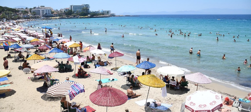 1 Temmuz öncesi Kuşadası doldu taştı