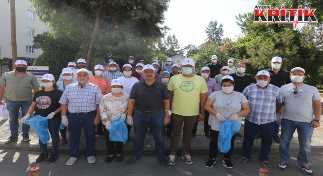 Dünya temizlik gününde Efeler bürokratları Efeler'i temizledi