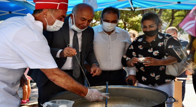 Söke Belediyesi’nden aşure hayrı