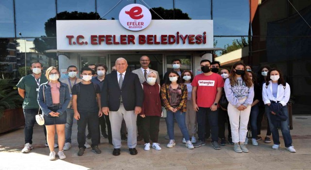 Başkan Atay tıp öğrencilerini ağırladı