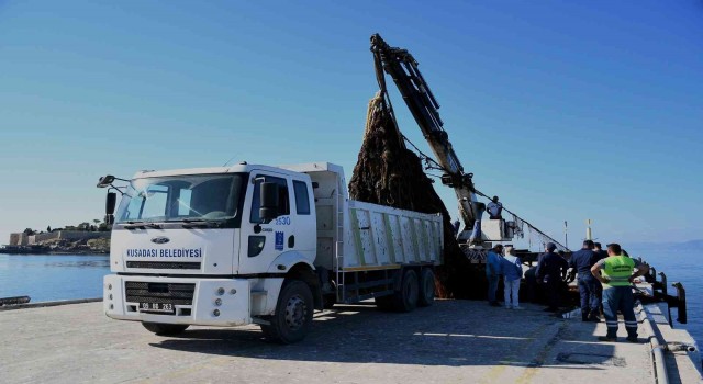 Kuşadası’da “Hayalet Ağ” çıkartıldı