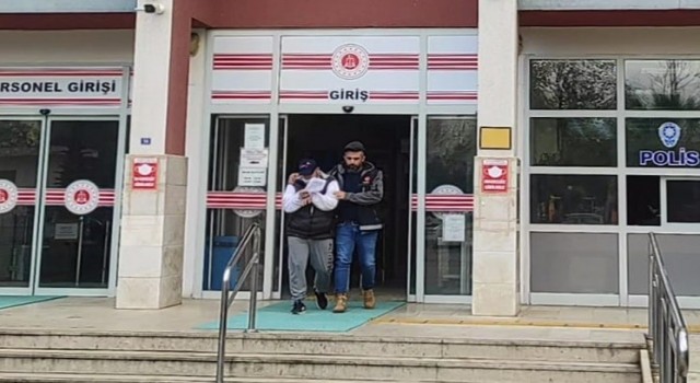 Aydın’da narkotik polisinden parklarda şok uygulama