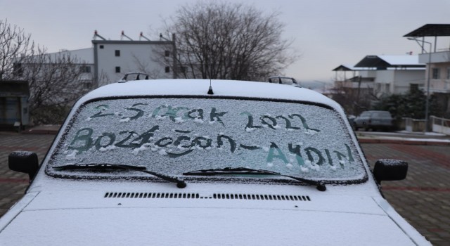 Bozdoğanlılar beyaz bir sabaha uyandı