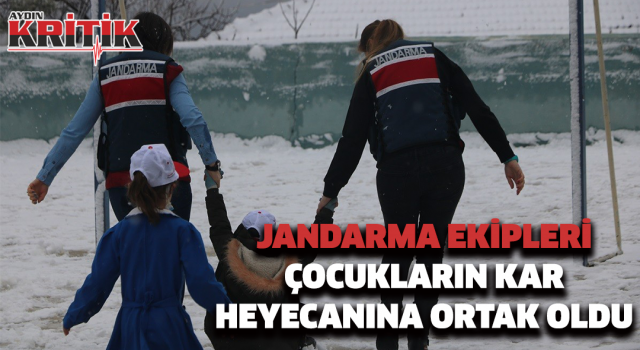 Jandarma ekipleri çocukların kar heyecanına ortak oldu