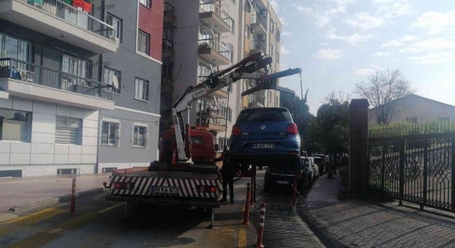 Aydın’da bin 833 araç trafikten men edildi