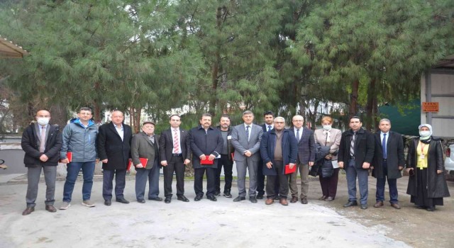 Hayırseverlere, İl Sağlık Müdürü Açıkgöz’den plaket