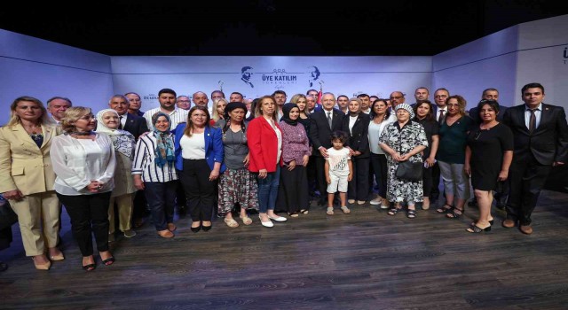 Kılıçdaroğlu: ”Önümüzdeki seçimin kaderini ilk kez oy kullanacak 7 buçuk milyon genç belirleyecek”