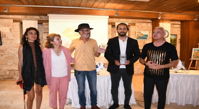 Ünlü Mikolog Jilber Barutçiyan Kuşadası Sokak Festivali’ne konuk oldu