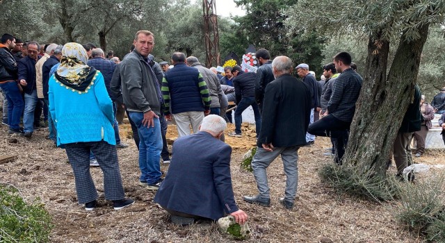 Hayatını kaybeden minik Irmak toprağa verildi