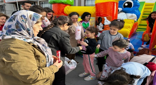 CHP Çine Gençlik Kolları Deprem Bölgesinden Çine’ye Gelen Çocuklara Moral Oldu