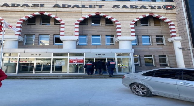 54 yıl cezası bulunan firari Kuşadası'nda yakalandı