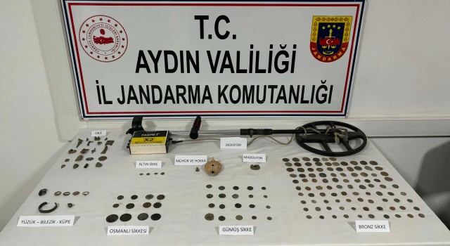 Tarihi eserleri satarken Aydın'da yakalandı