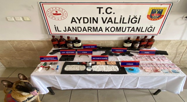 Aydın'da 2 kilonun üzerinde uyuşturucu madde yakalandı