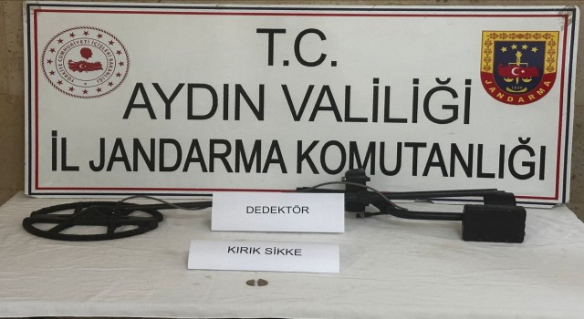 Germencik’te kaçak kazı yapan 5 kişi suçüstü yakalandı