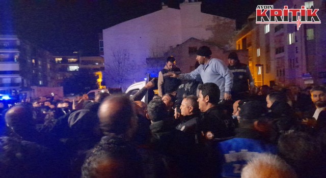 AK PARTİLİ ÇERÇİOĞLU KUŞADASI HALKININ HİZMET HAKKINA SALDIRDI