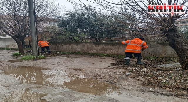 Başkan Yetişkin: “Ekiplerimiz Yoğun Yağışa Rağmen Sahada”