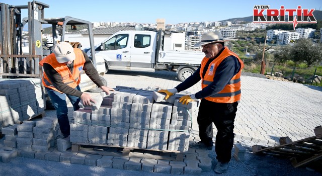 KUŞADASI BELEDİYESİ’NDEN KENT GENELİNDE KESİNTİSİZ YOL MESAİSİ