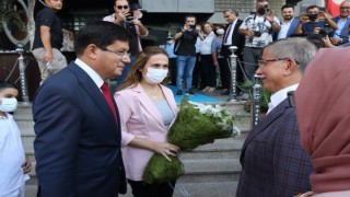 Nazilli Belediye Başkanı Özcan, Davutoğlu’nu ağırladı