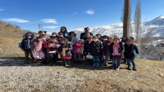 Kuşadası’ndan Siirt ve Bitlis’teki öğrencilere yardım