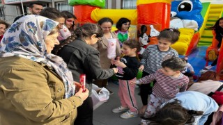 CHP Çine Gençlik Kolları Deprem Bölgesinden Çine’ye Gelen Çocuklara Moral Oldu