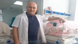 Doktorlar 3 günlük bebeğe anjiyo yaptı