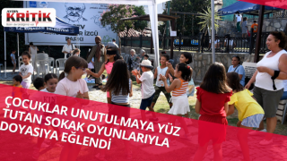ÇOCUKLAR UNUTULMAYA YÜZ TUTAN SOKAK OYUNLARIYLA DOYASIYA EĞLENDİ
