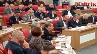 Mecliste proje tartışması: Başkan Anıl Yetişkin’den Yeni Dört Yol Kavşağı sorusu