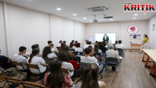 Başkan Anıl Yetişkin’den gençlere sınav yolculuğunda güçlü rehberlik desteği
