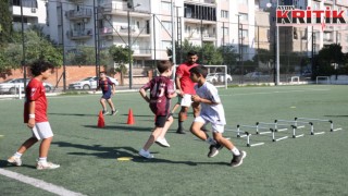 Efeler’de geleceğin yıldızları Spor Akademisi’nde yetişiyor